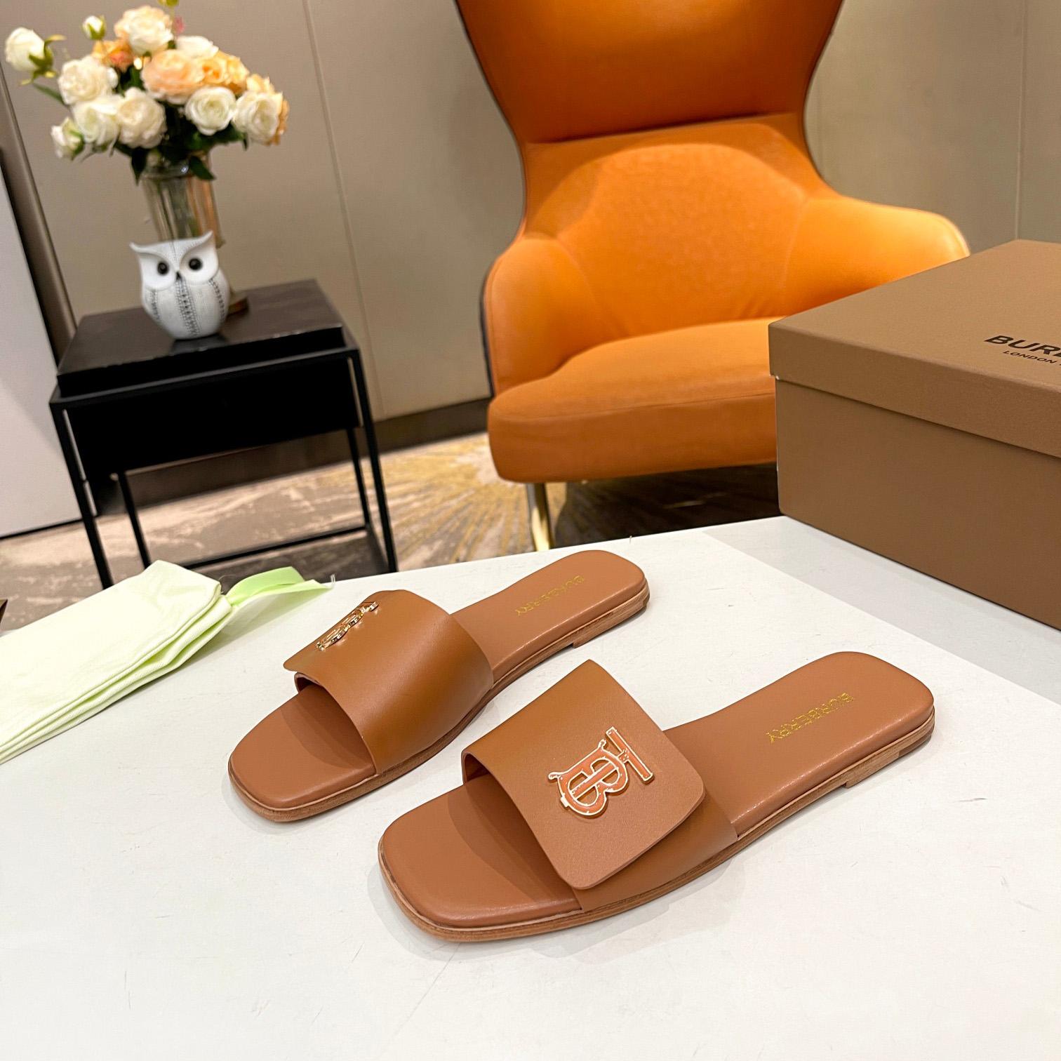 Burberry Women's Mule Sandals - DopestKickz