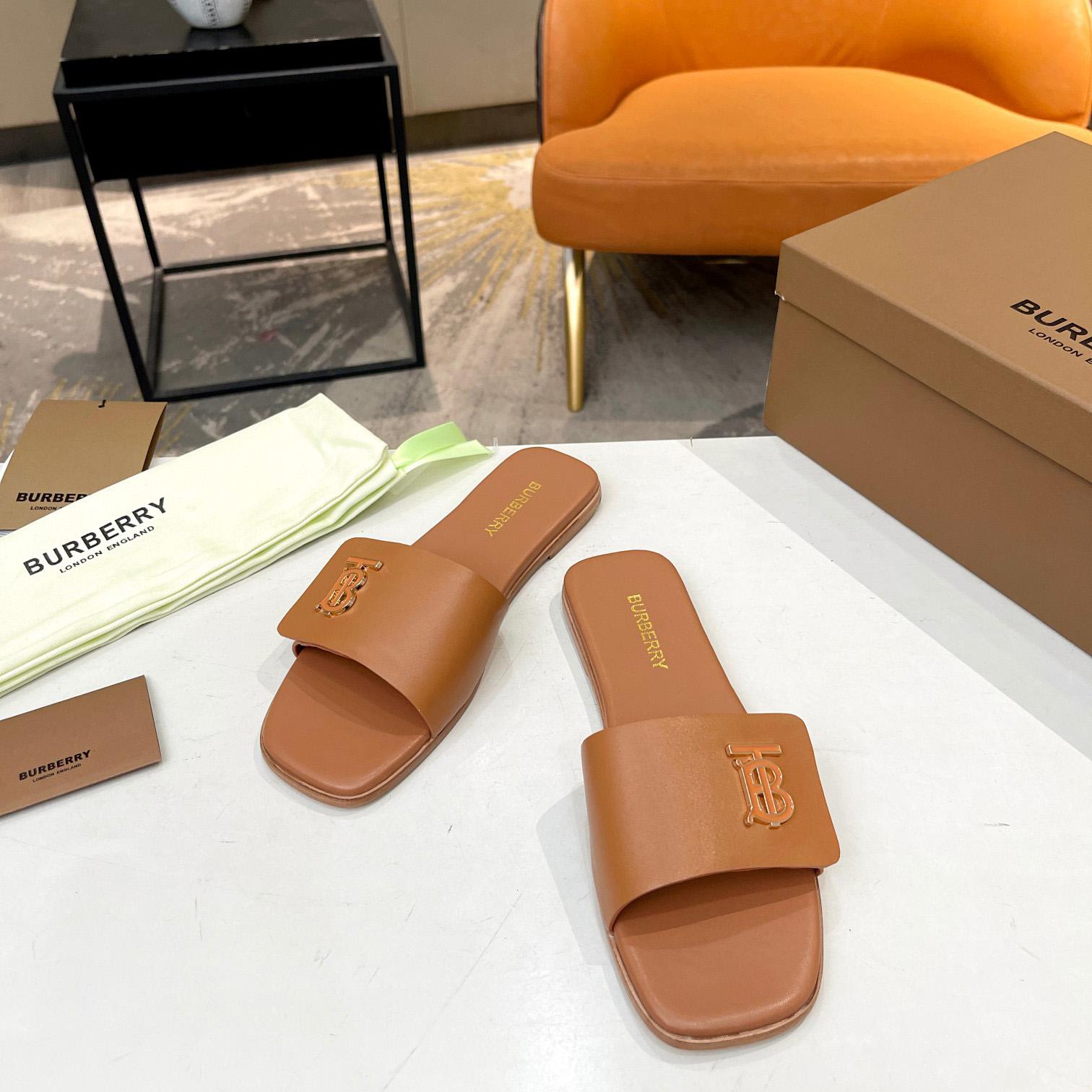 Burberry Women's Mule Sandals - DopestKickz