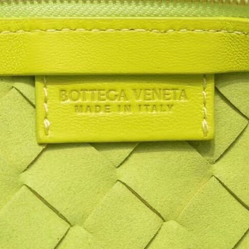 Bottega Veneta Intrecciato Napa Zip Shoulder Bag (25*12*11CM) - DopestKickz