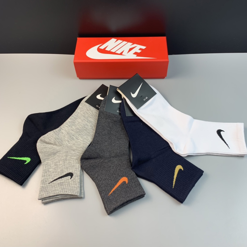 Nike Socks /Box - DopestKickz