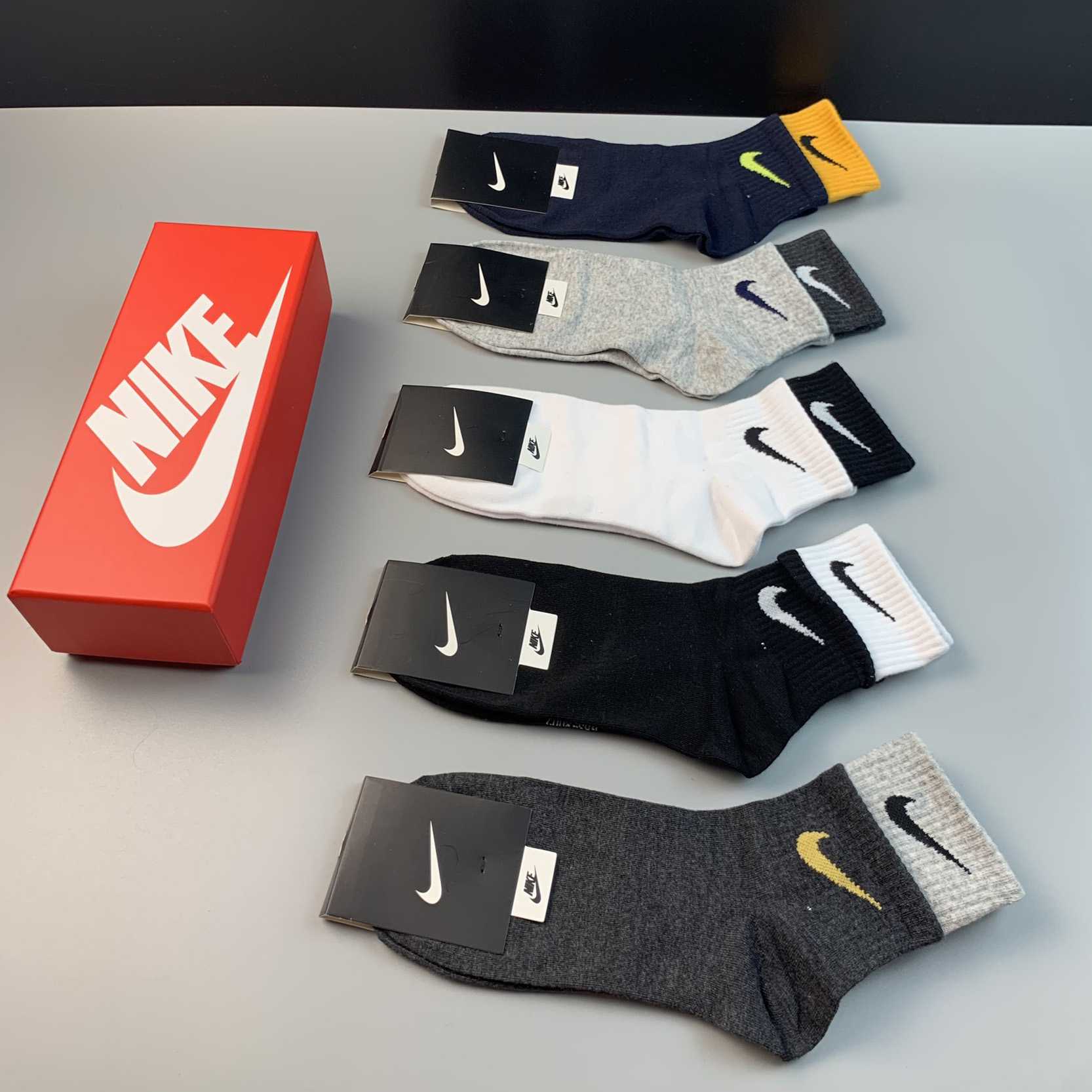 Nike Socks /Box - DopestKickz