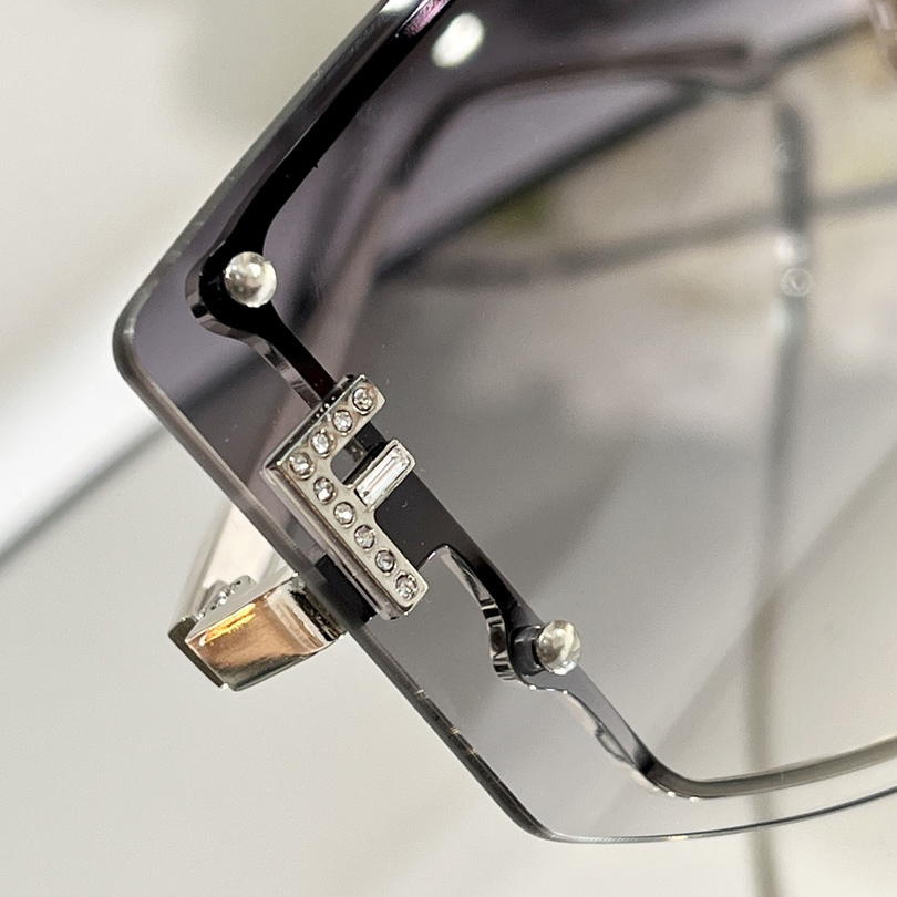 Fendi First Shield Sunglasses With Gray Gradient Lenses   FF40096 - DopestKickz
