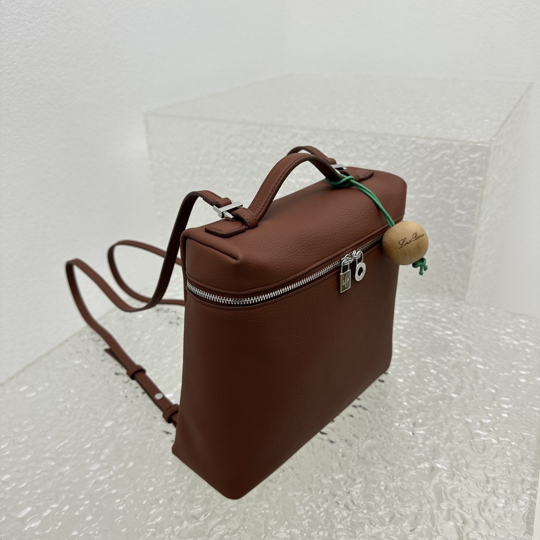 Loro Piana Extra Pocket Backpack L23.5   (23×8×22cm) - DopestKickz