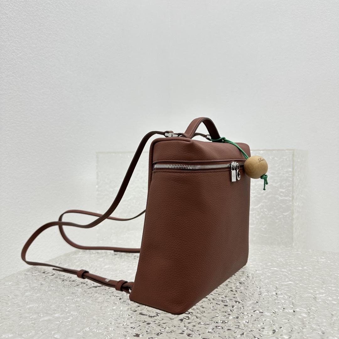 Loro Piana Extra Pocket Backpack L23.5   (23×8×22cm) - DopestKickz