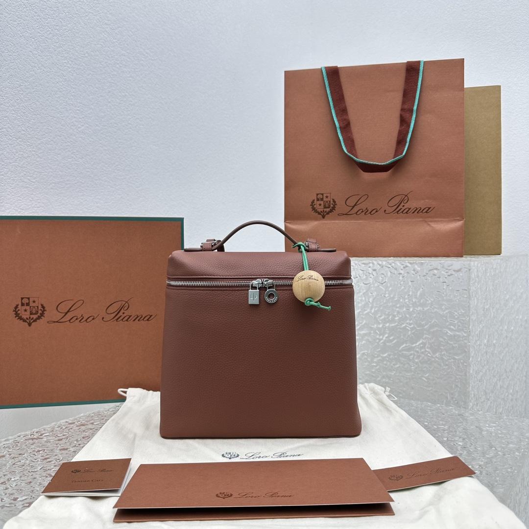 Loro Piana Extra Pocket Backpack L23.5   (23×8×22cm) - DopestKickz