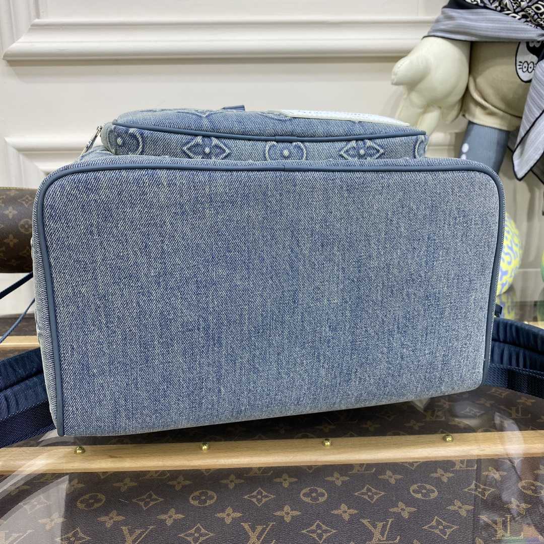 Louis Vuitton Montsouris Backpack  (32*40*19cm)M22534 - DopestKickz