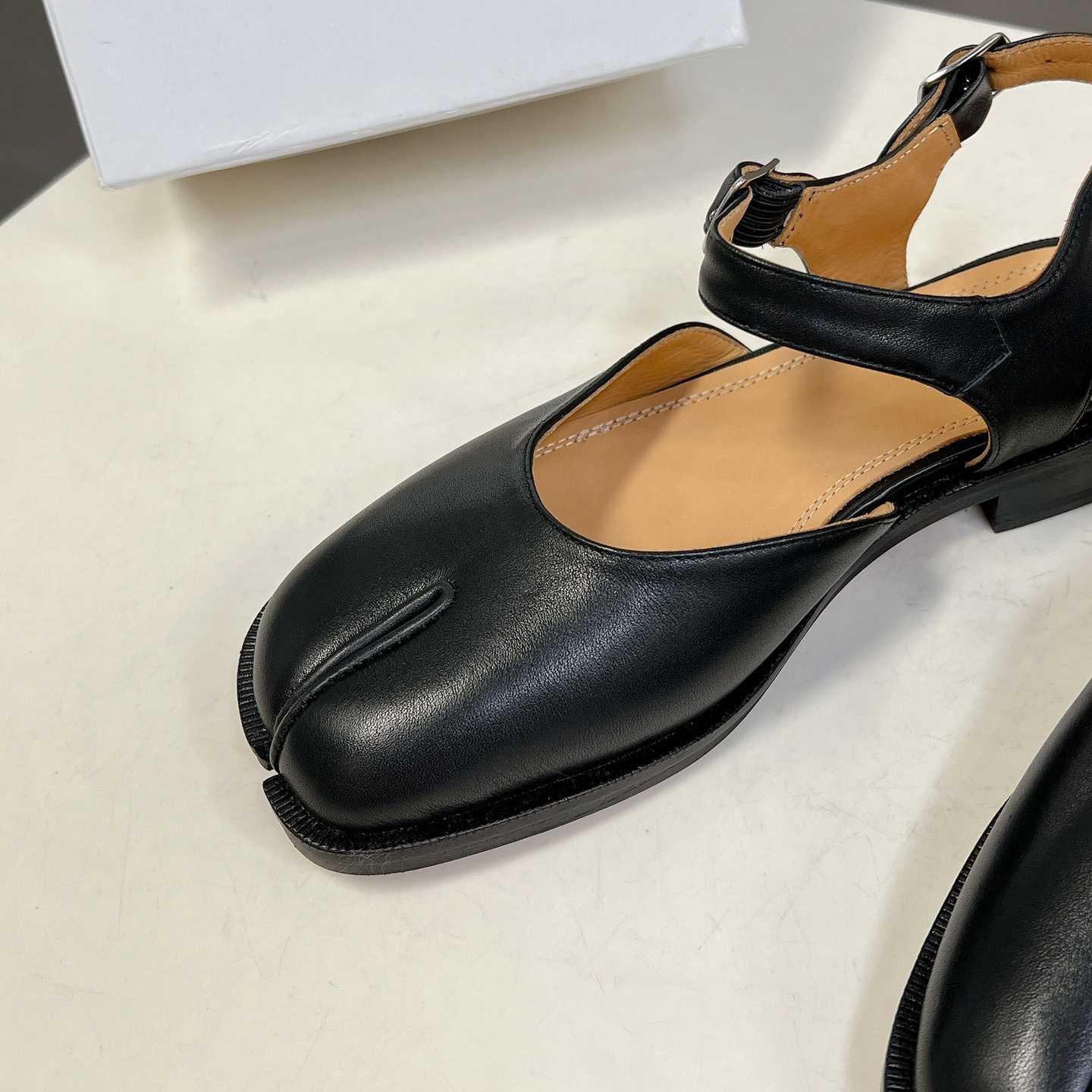 Maison Margiela Tabi Sandals - DopestKickz