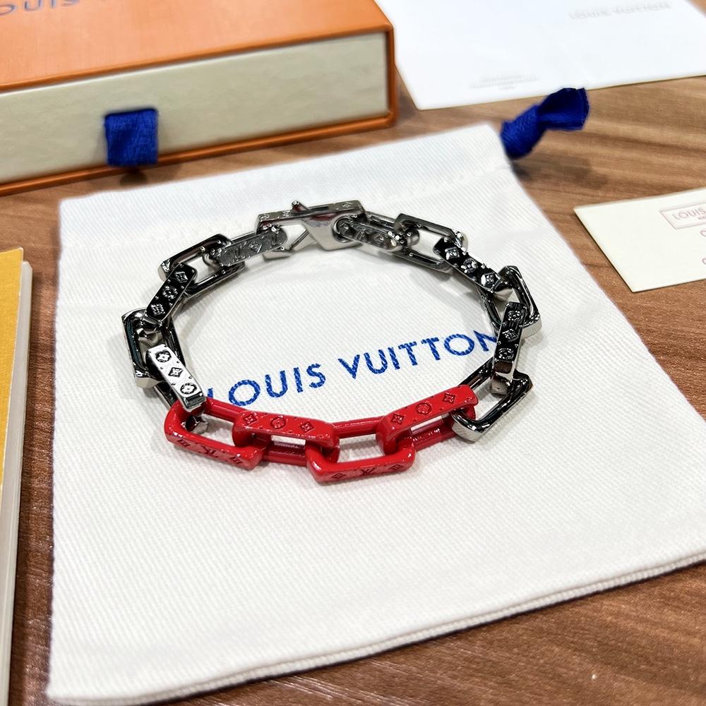 Louis Vuitton Monogram Chain Bracelet    MP3199 - DopestKickz