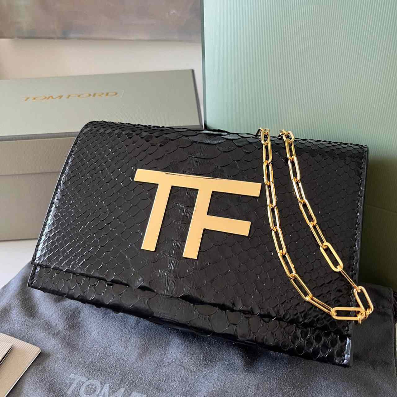 Tom Ford Leather TF Bag (21-13-6cm) - DopestKickz