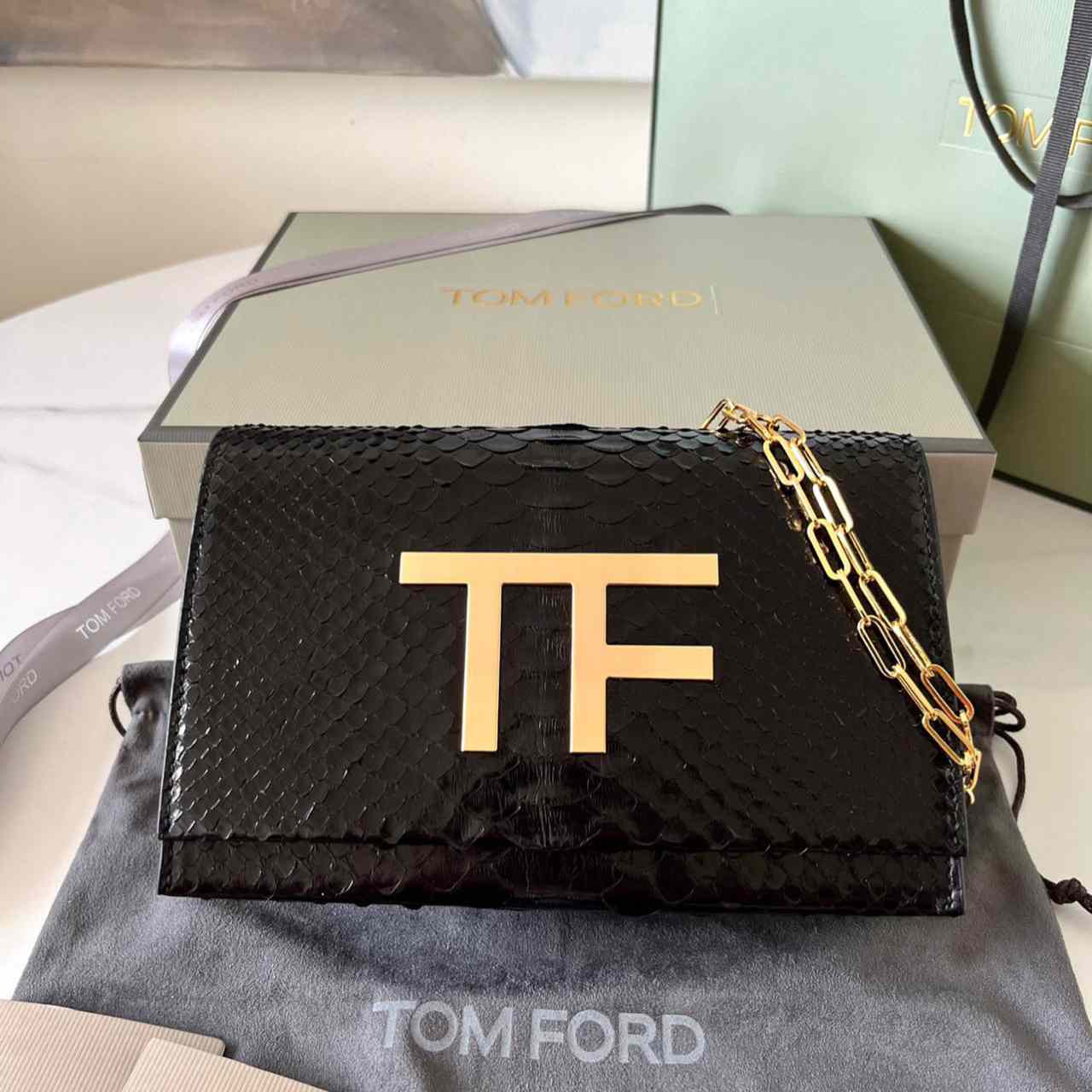 Tom Ford Leather TF Bag (21-13-6cm) - DopestKickz