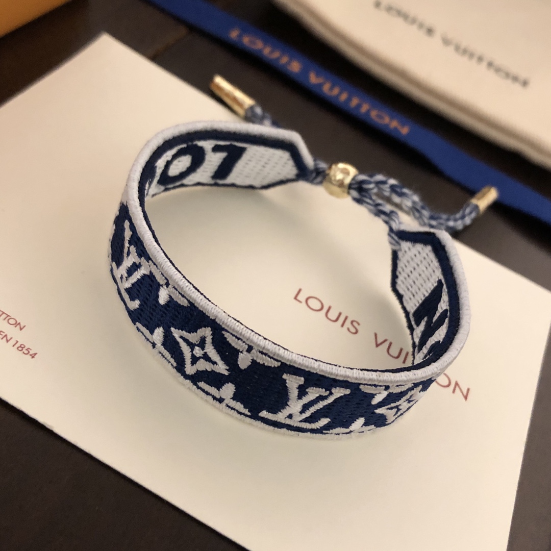 Louis Vuitton LV Buddy Bracelet    M1056Z - DopestKickz
