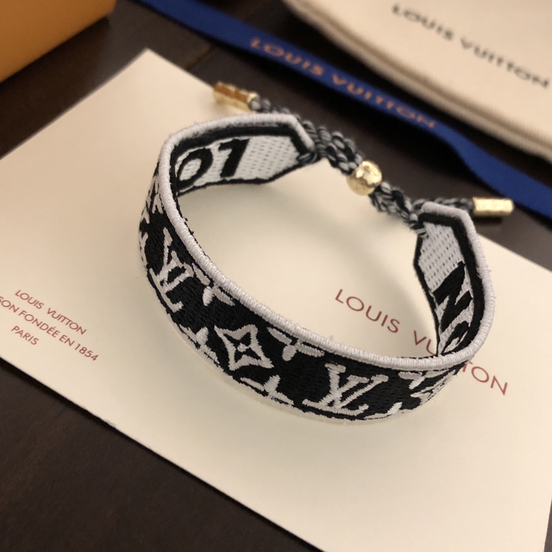 Louis Vuitton LV Buddy Bracelet    M1056Z - DopestKickz