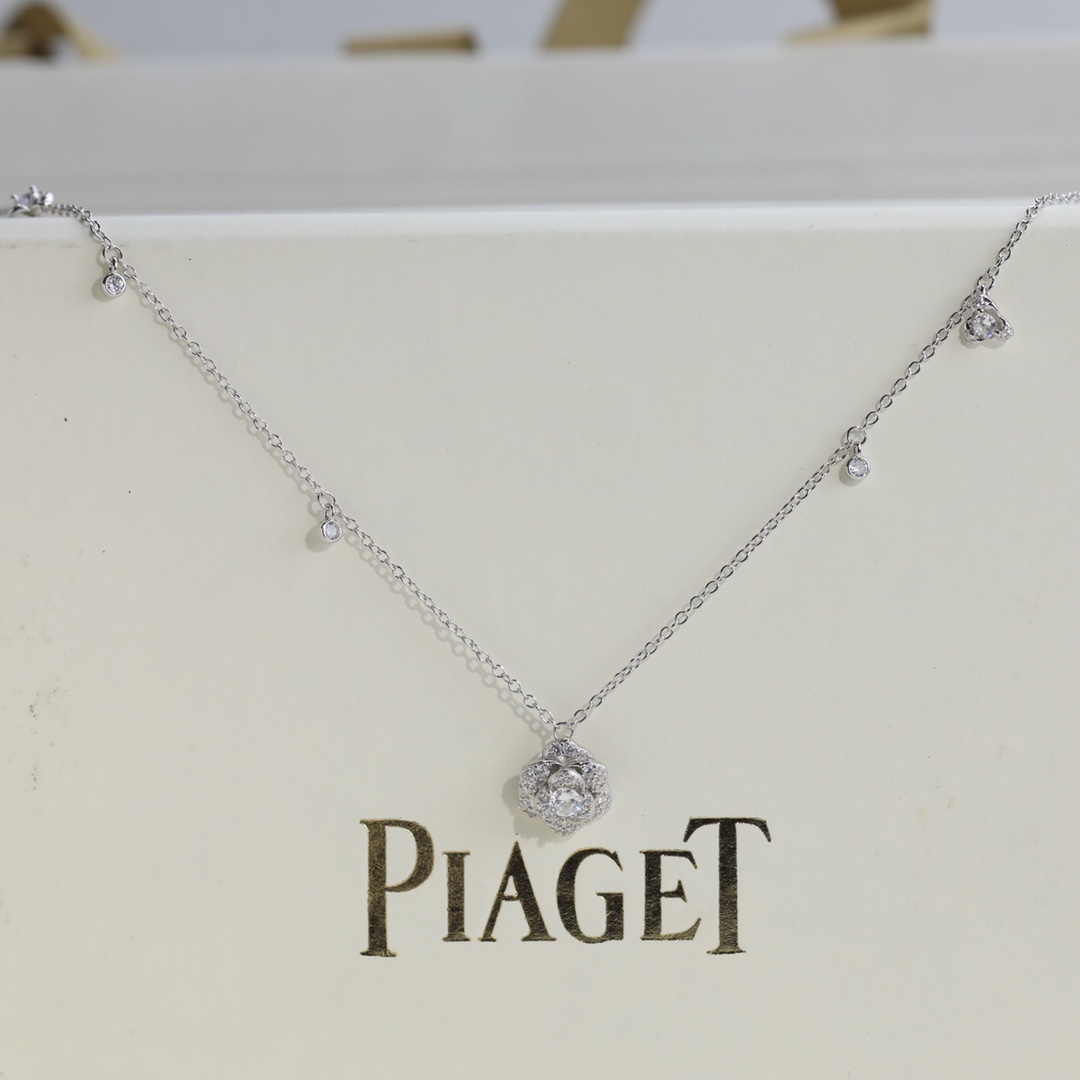 Piaget Rose Necklace - DopestKickz