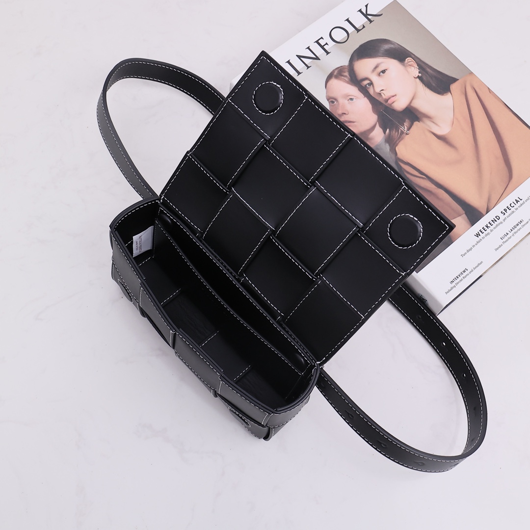 Bottega Veneta Cassette Belt Bag - DopestKickz