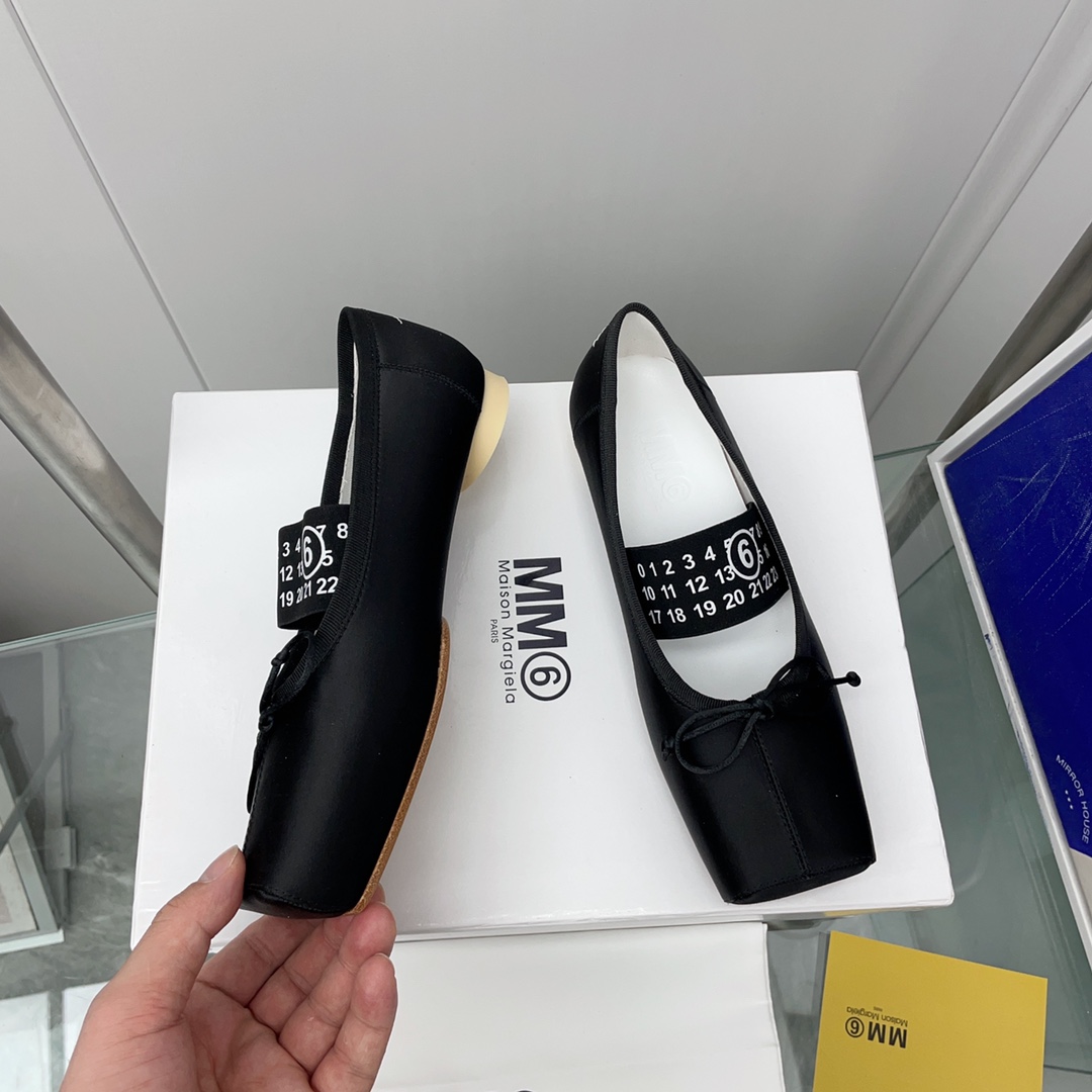 Maison Margiela MM6 Logo-strap Ballet Flats - DopestKickz