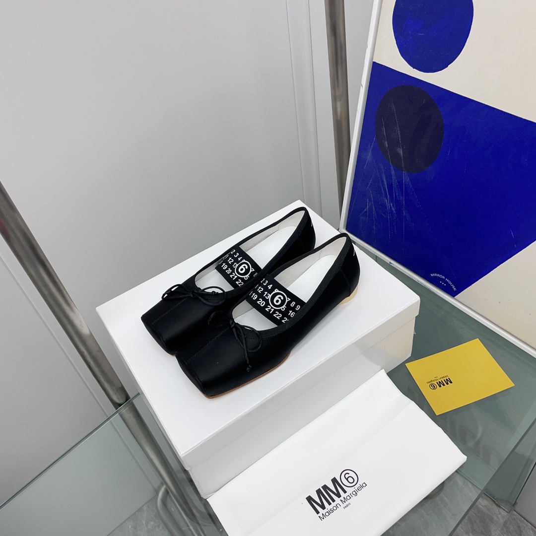 Maison Margiela MM6 Logo-strap Ballet Flats - DopestKickz