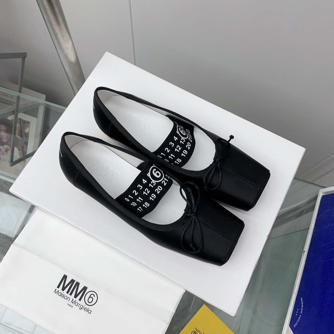 Maison Margiela MM6 Logo-strap Ballet Flats - DopestKickz