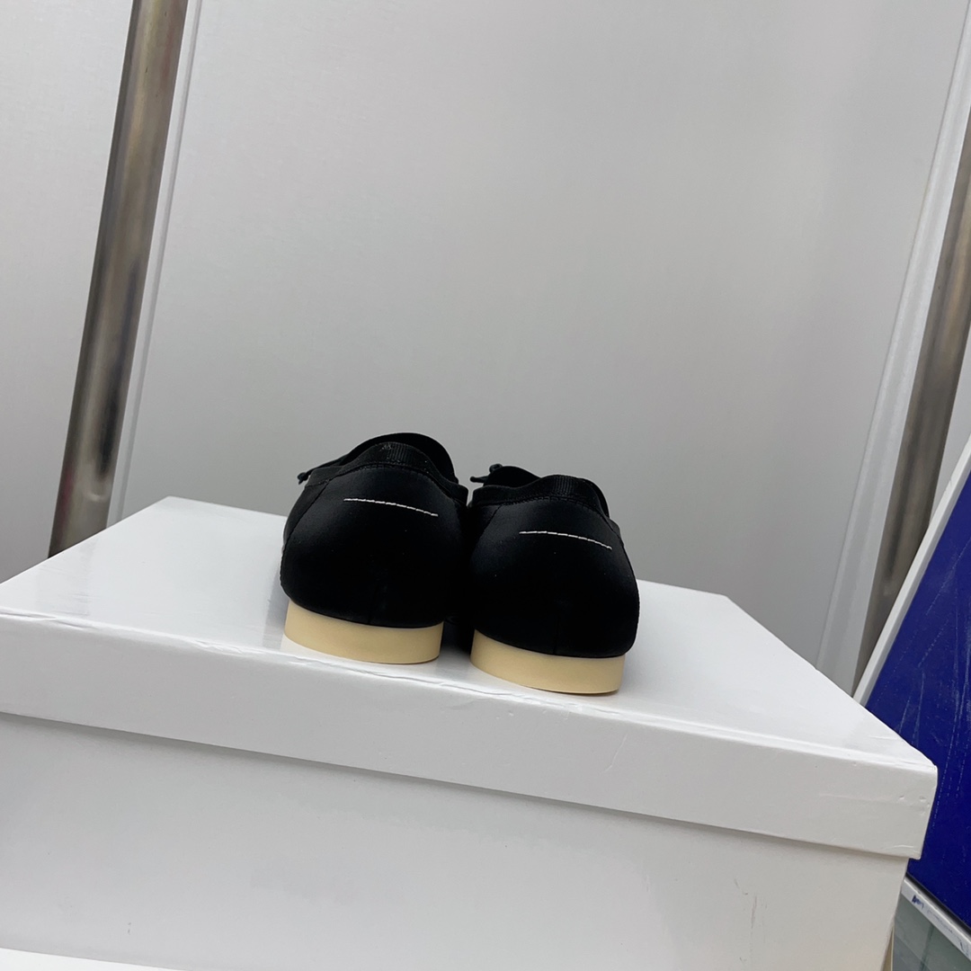 Maison Margiela MM6 Logo-strap Ballet Flats - DopestKickz