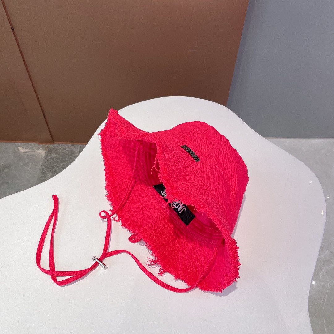 Jacquemus Le Bob Bucket Hat - DopestKickz