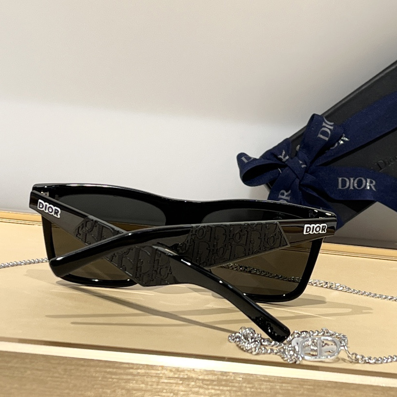 Dior B27 S2I Rectangular Sunglasses - DopestKickz