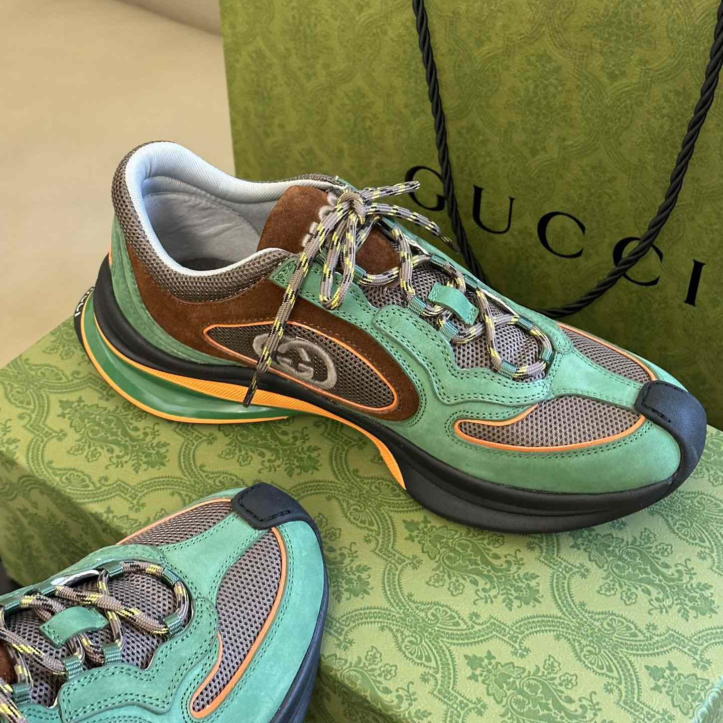 Gucci Run Sneaker - DopestKickz