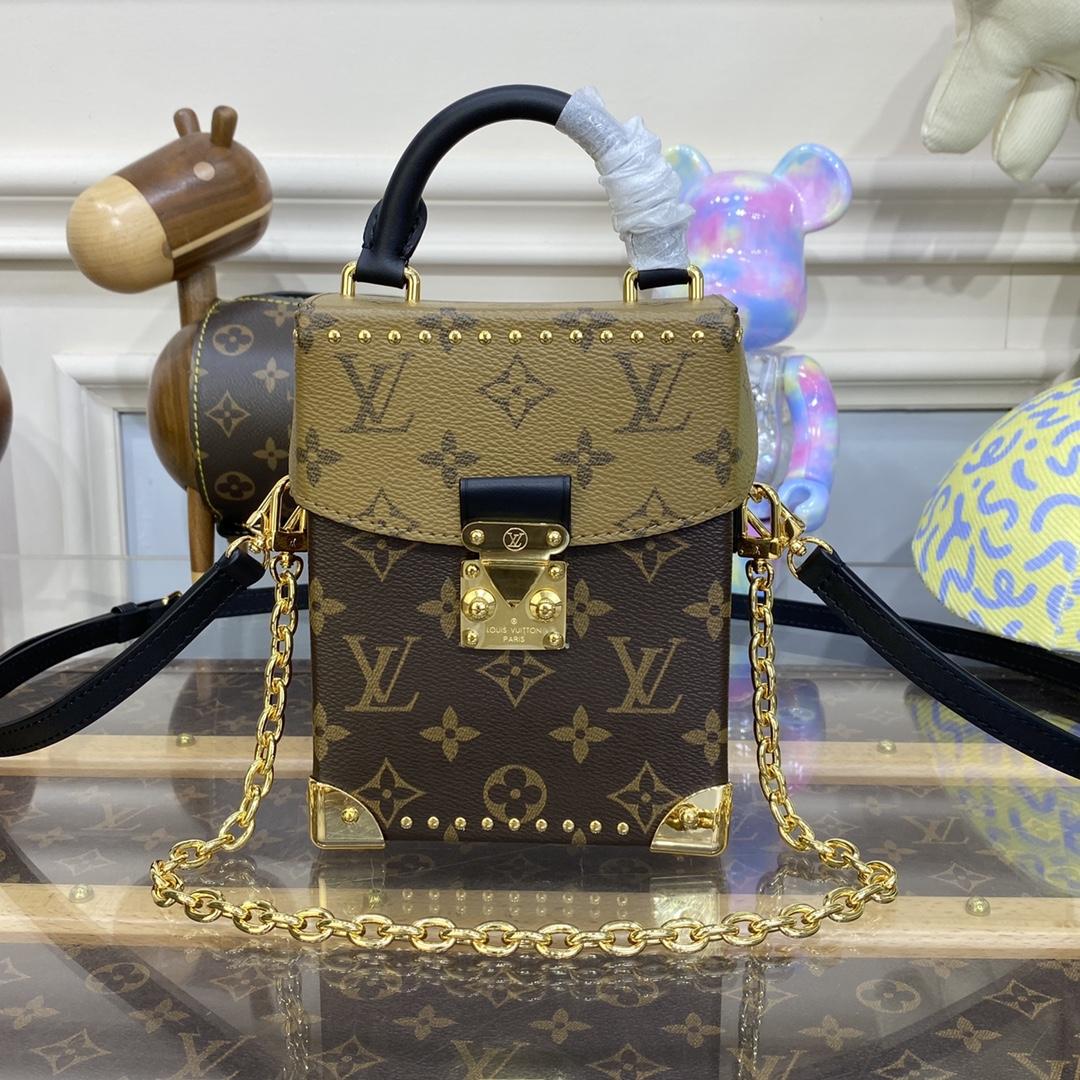 Louis Vuitton Camera Box (12.5 x 17.6 x 6cm)      M82465  - DopestKickz