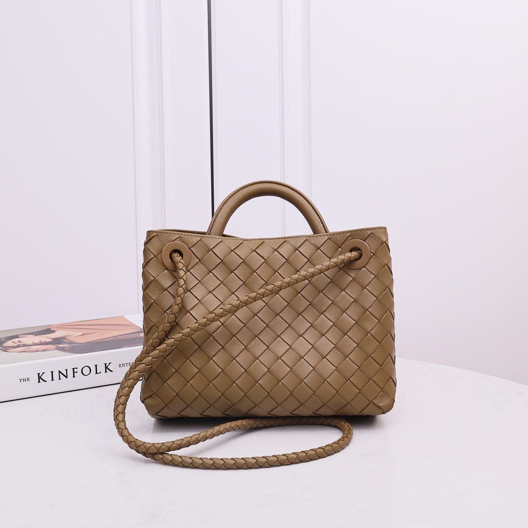 Bottega Veneta Small Andiamo - DopestKickz