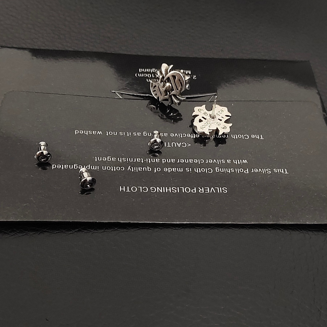 Chrome Heart Earrings - DopestKickz