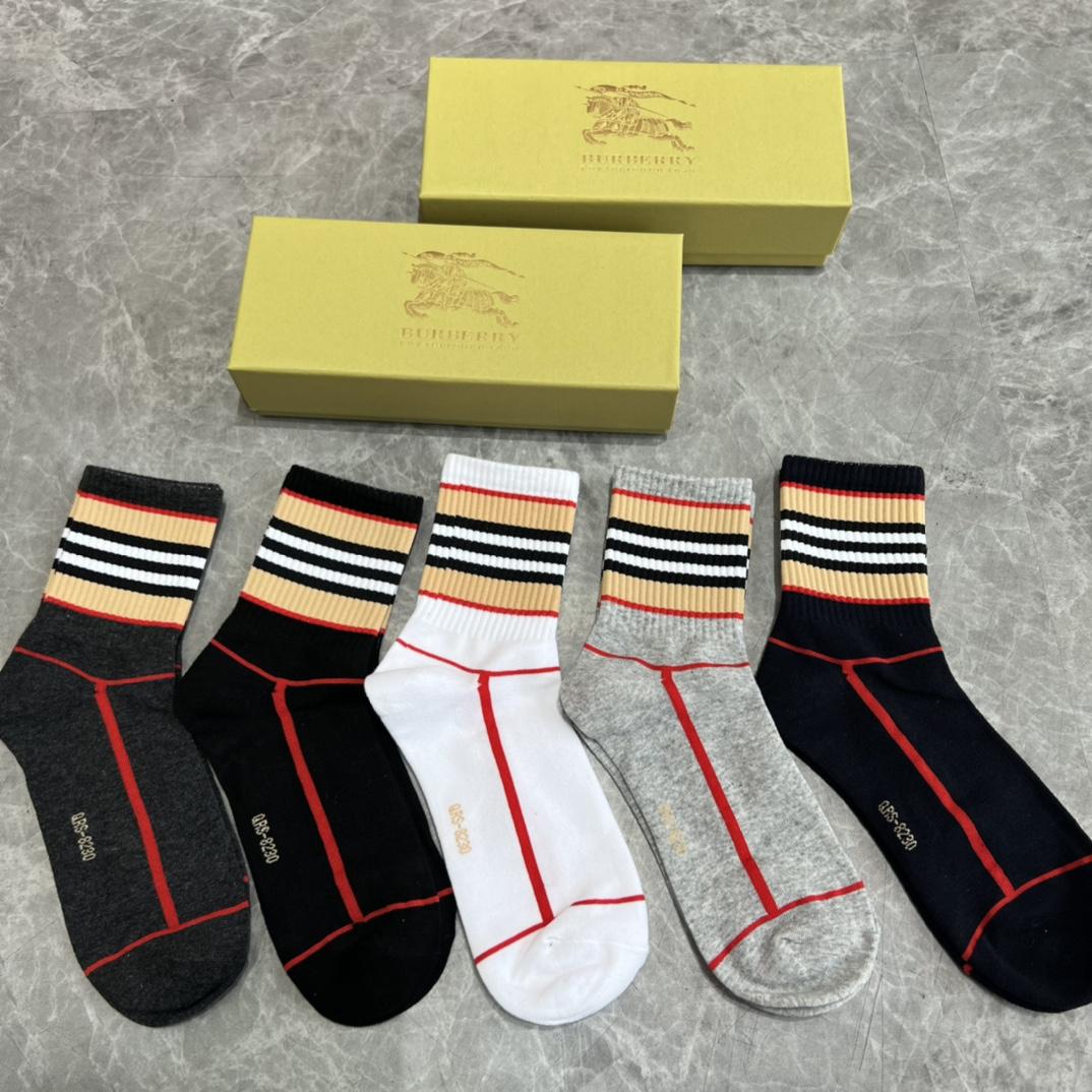 Burberry Socks/Box - DopestKickz