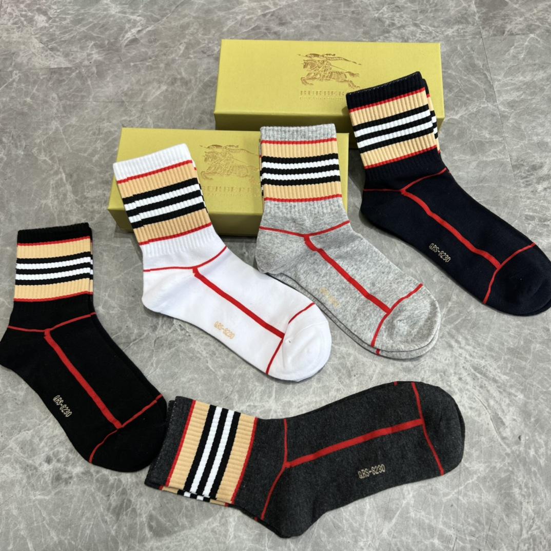 Burberry Socks/Box - DopestKickz