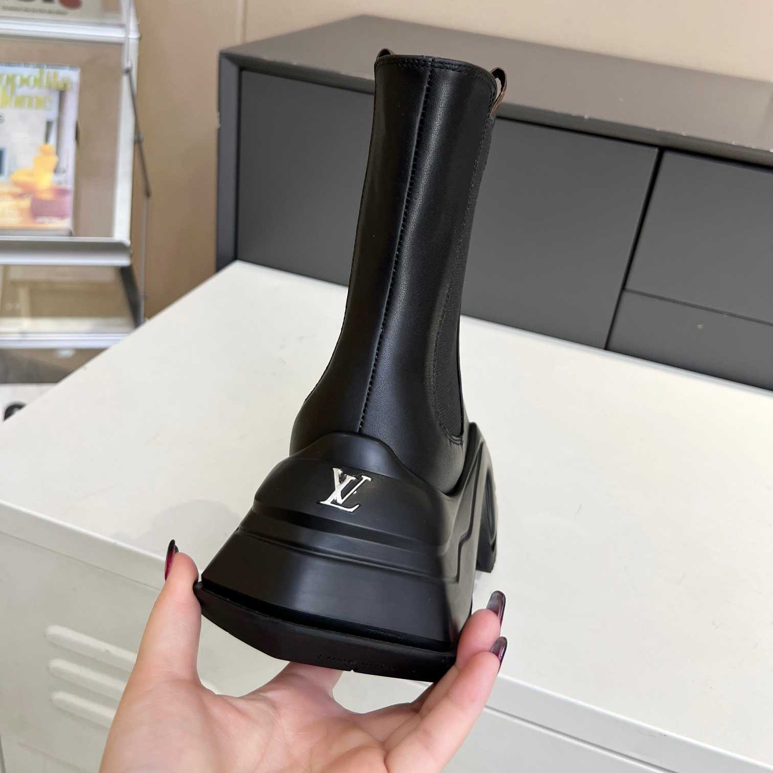 Louis Vuitton LV Archlight 2.0 Platform Ankle Boot - DopestKickz