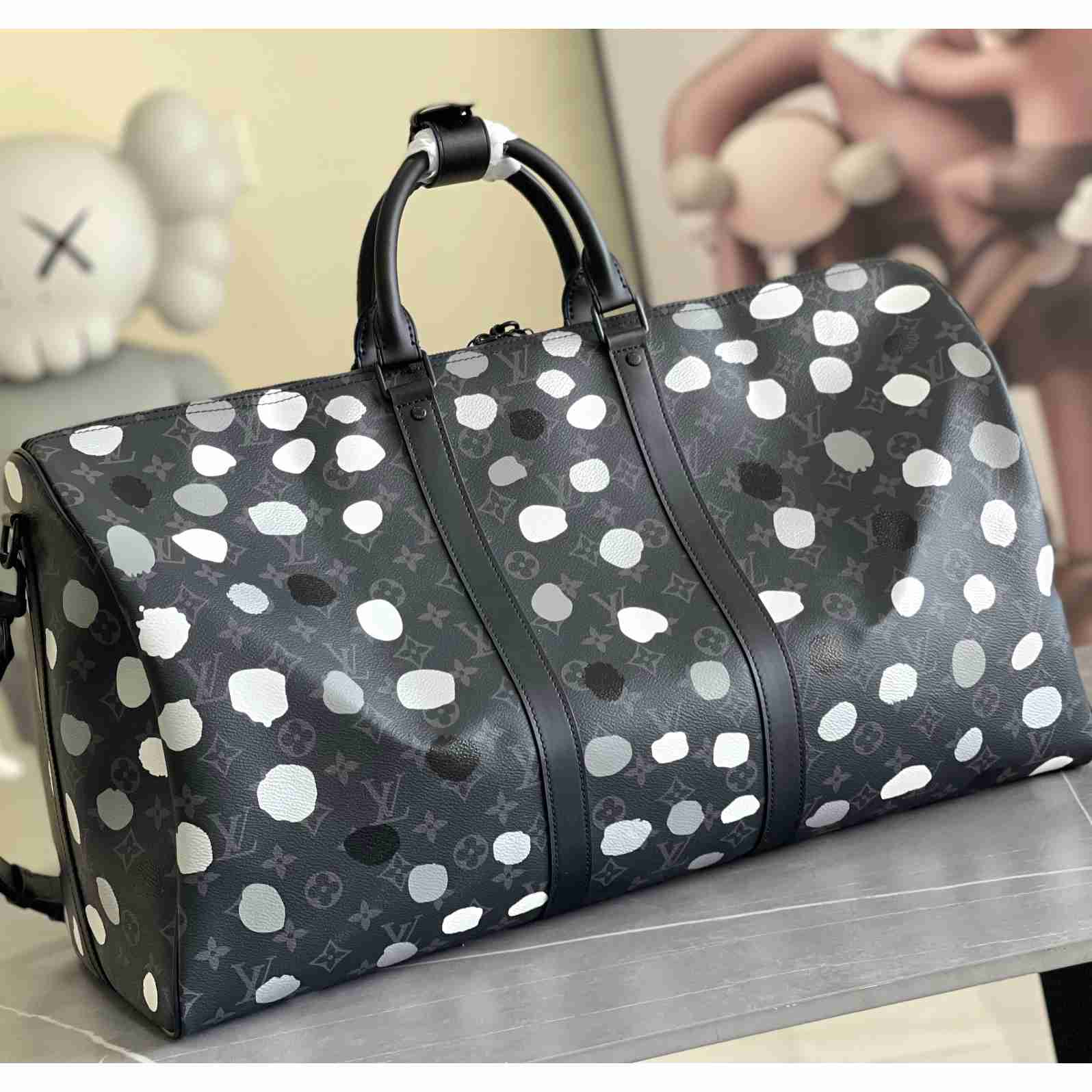 Louis Vuitton LV x YK Bandoulière Keepall 55   M46401 - DopestKickz