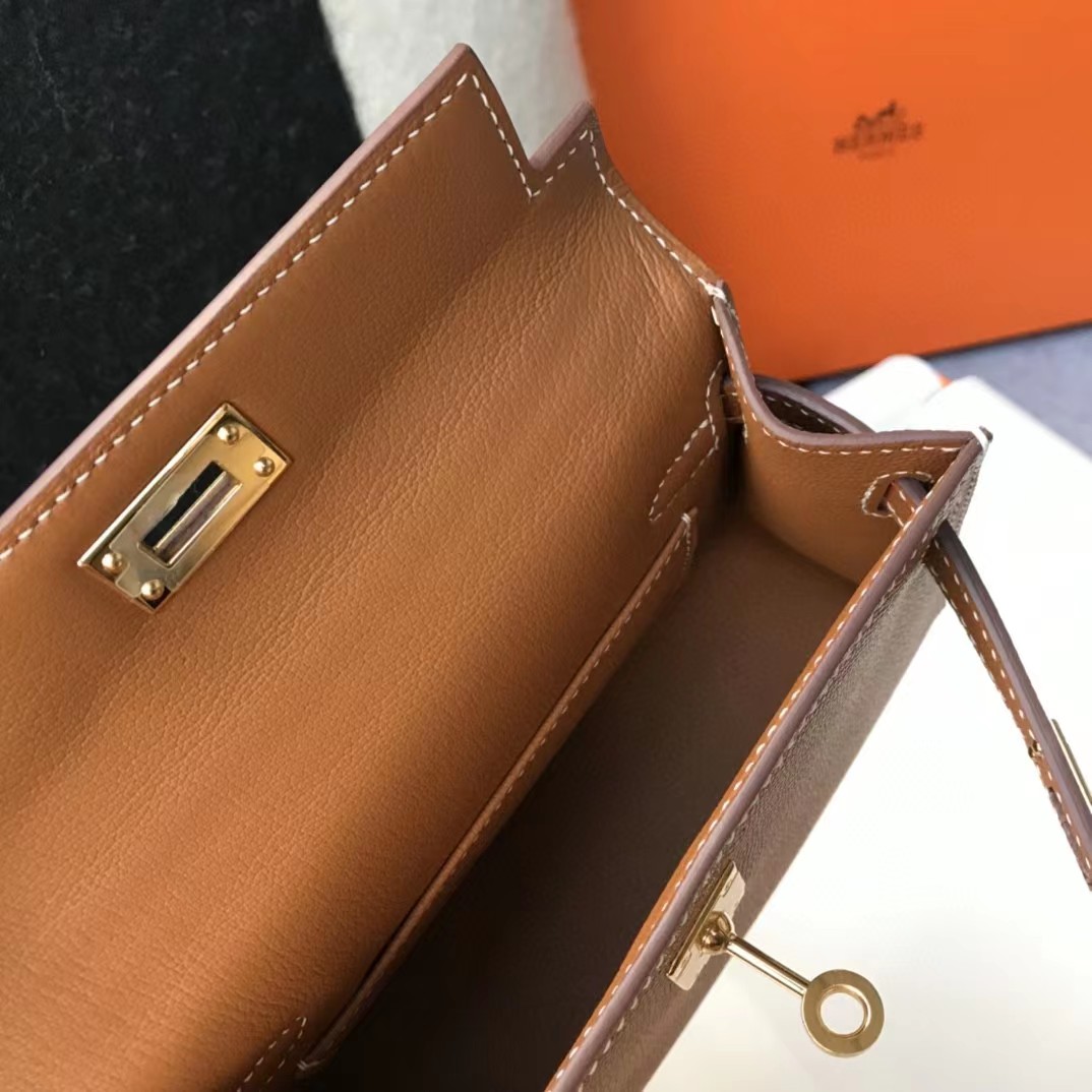 Hermes Kelly Handbag  (19-13-6.5cm) - DopestKickz