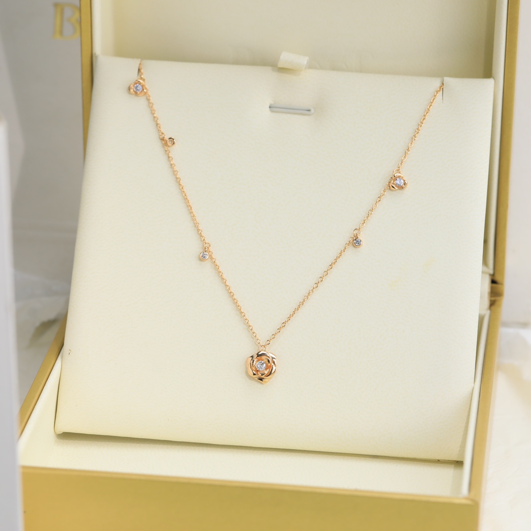 Piaget Rose Necklace - DopestKickz