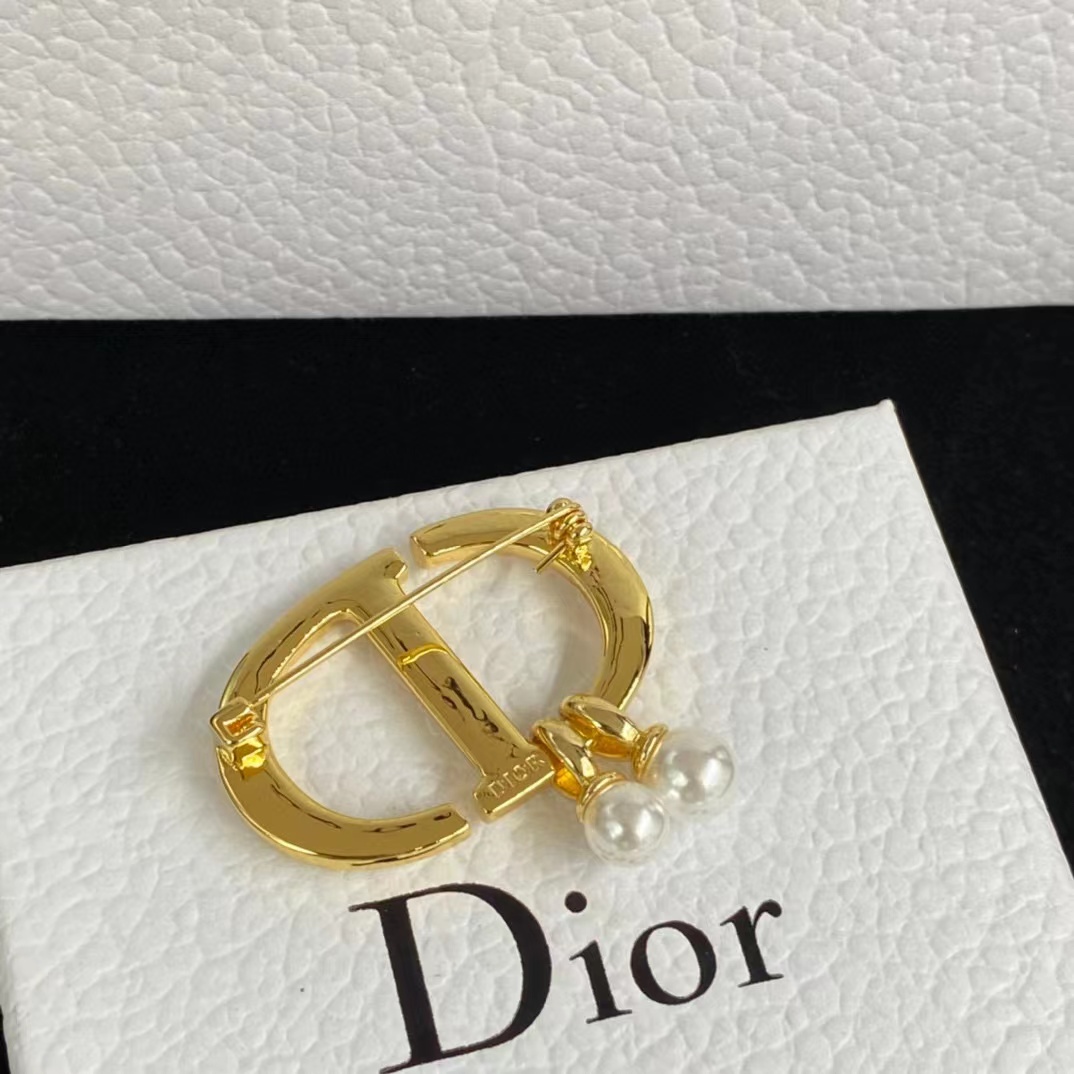 Dior Brooch - DopestKickz