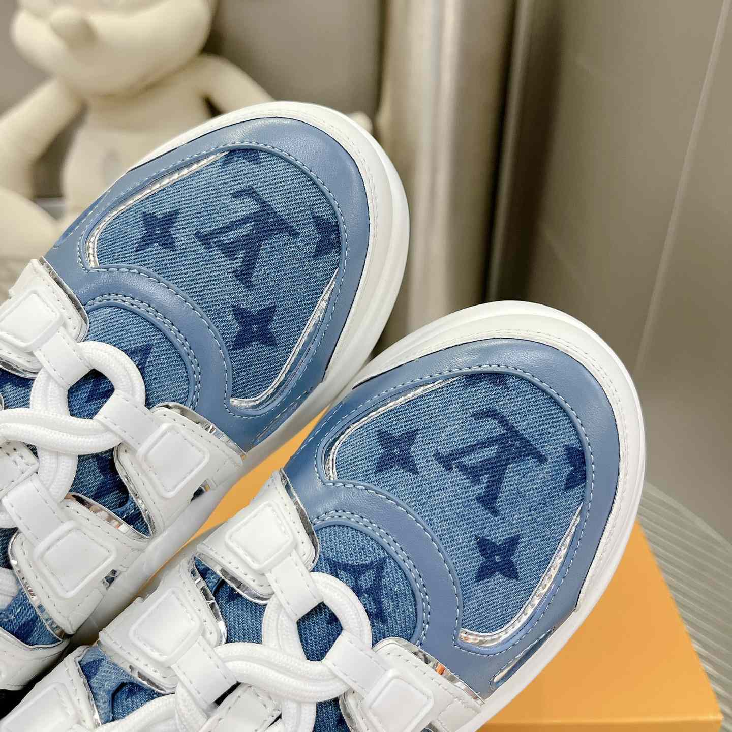 Louis Vuitton LV Archlight Sneaker    - DopestKickz