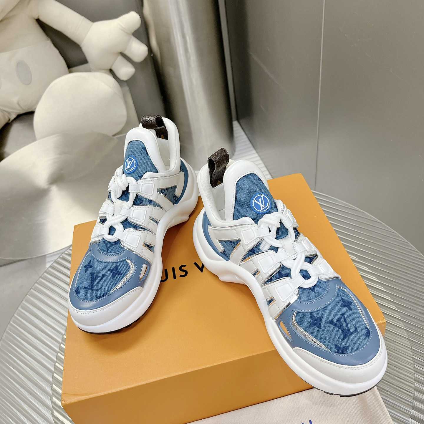Louis Vuitton LV Archlight Sneaker    - DopestKickz