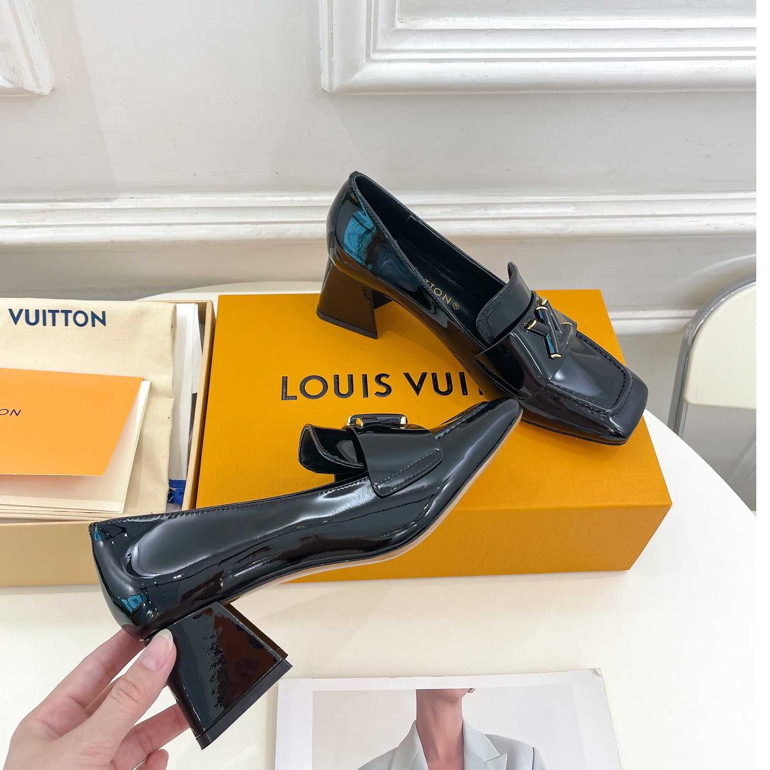 Louis Vuitton Shake Loafer   1ABTL2 - DopestKickz