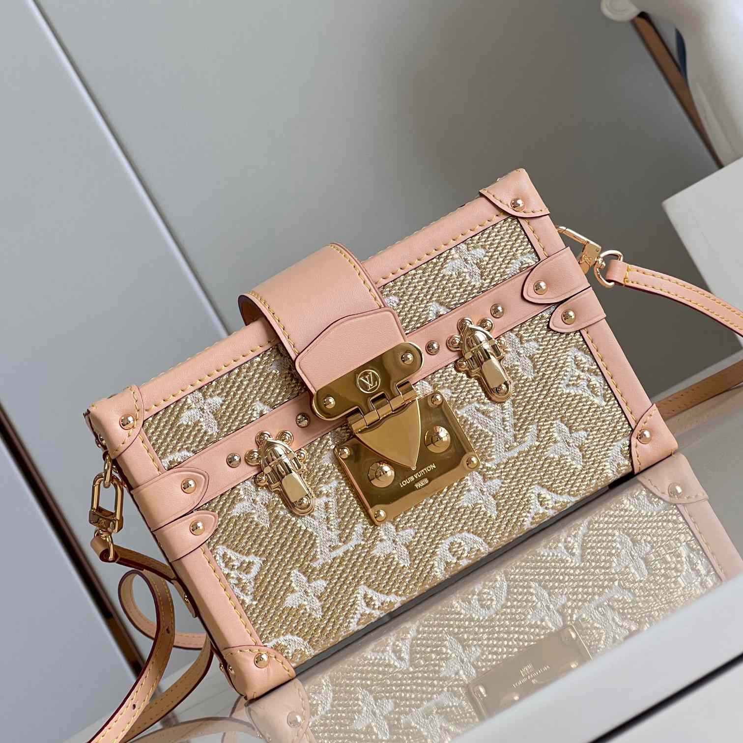 Louis Vuitton Petite Malle (20 x 12.5 x 6cm)   M22882 - DopestKickz