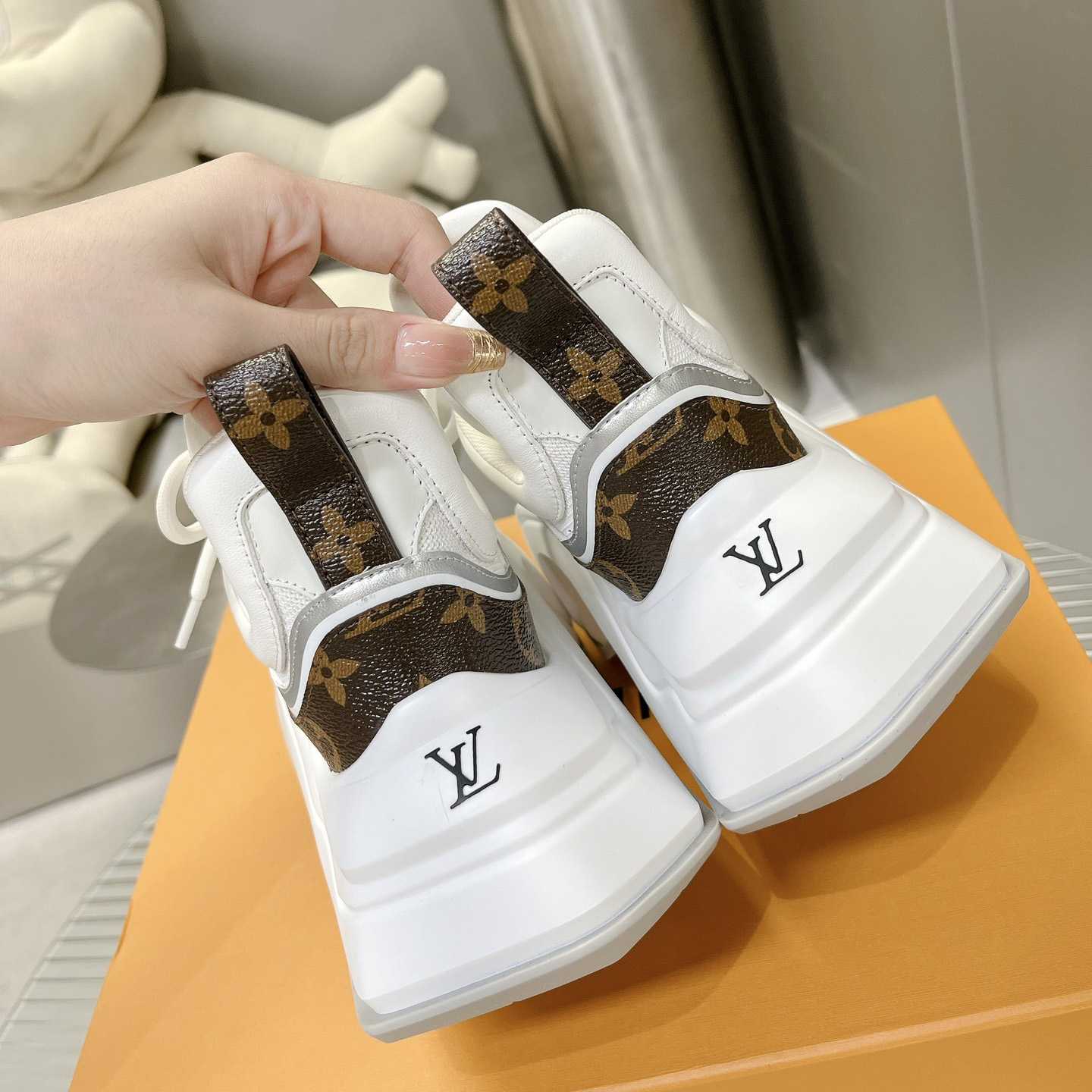 Louis Vuitton LV Archlight 2.0 Platform Sneaker    1ABIHJ - DopestKickz