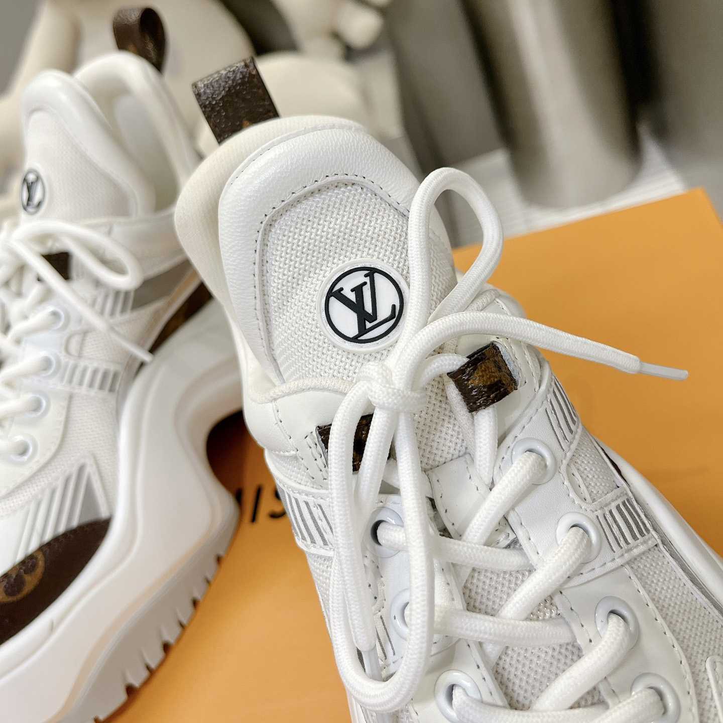 Louis Vuitton LV Archlight 2.0 Platform Sneaker    1ABIHJ - DopestKickz