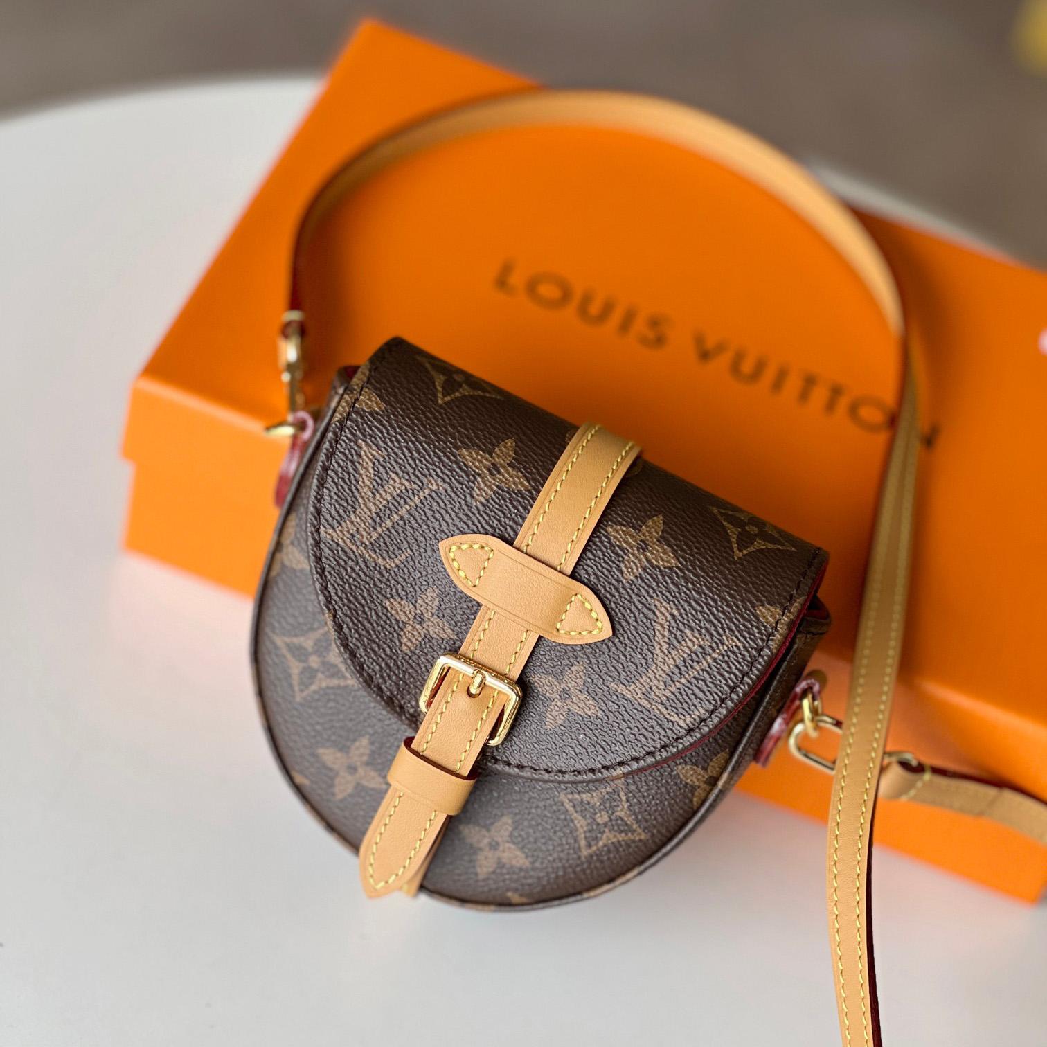 Louis Vuitton Micro Chantilly(12.5 x 13 x 4cm)   M46643 - DopestKickz