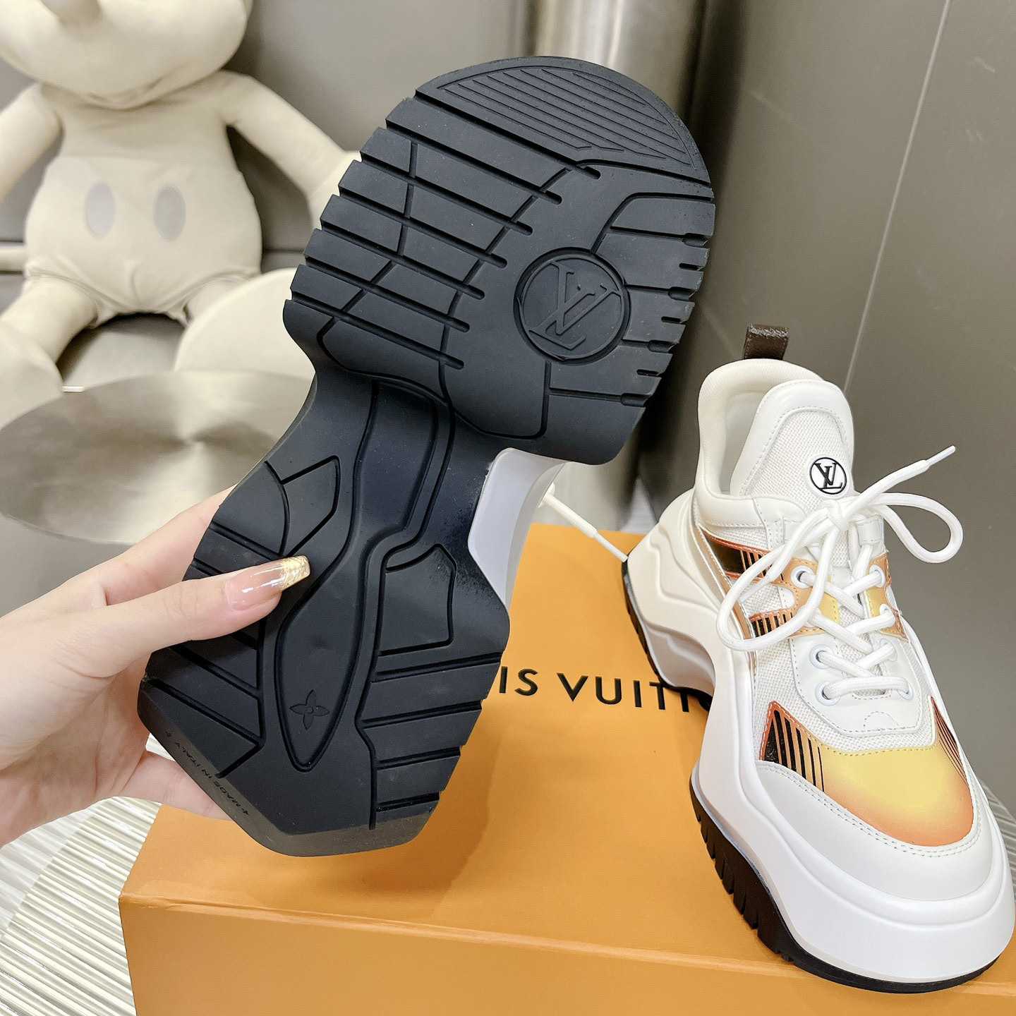 Louis Vuitton LV Archlight 2.0 Platform Sneaker    1ABHZZ - DopestKickz