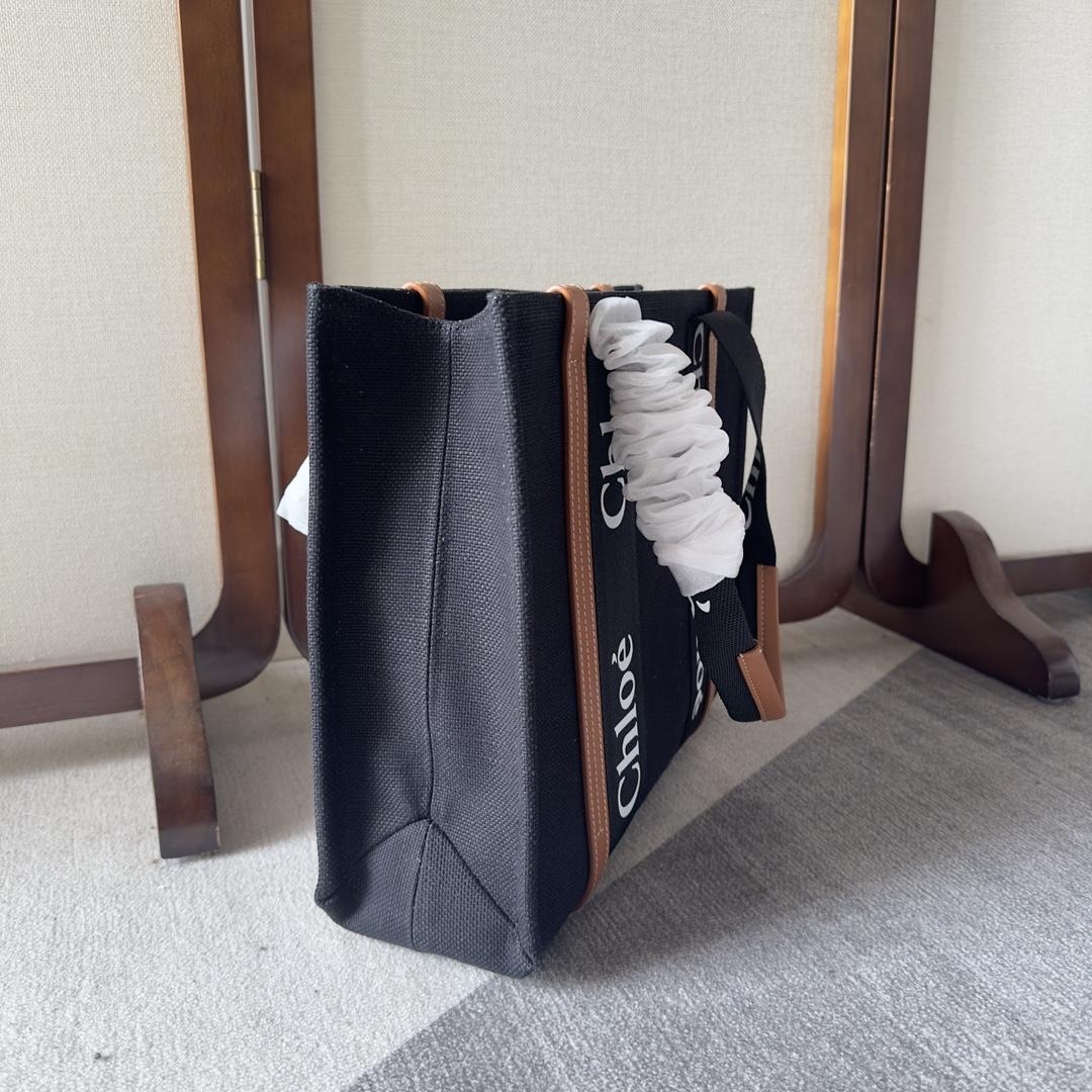 Chloe Medium Woody Tote Bag - DopestKickz