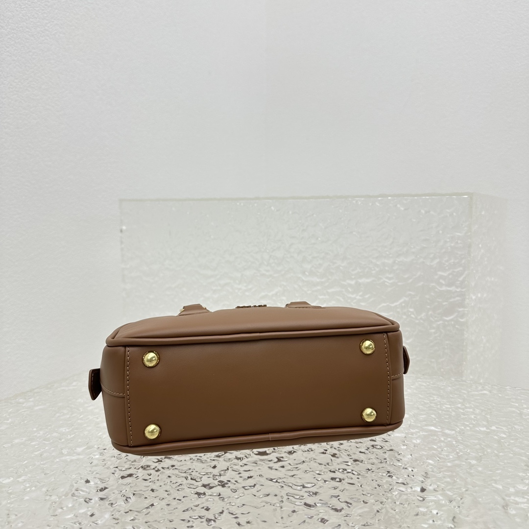 Miu Miu Arcadie Leather Bag - DopestKickz