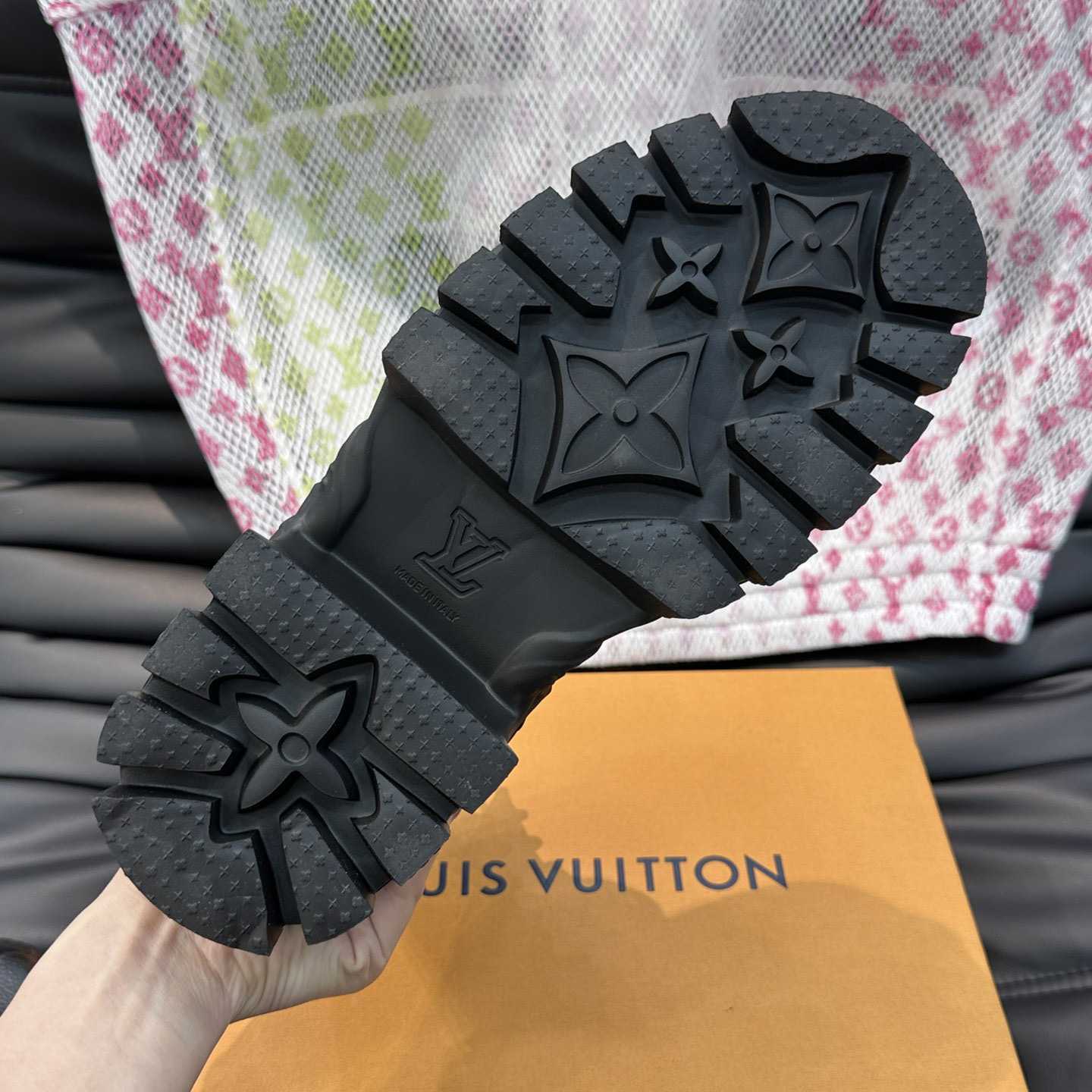 Louis Vuitton LV Baroque Ranger Boot    1AB8NG - DopestKickz