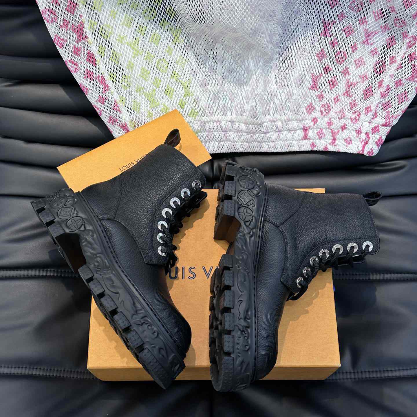 Louis Vuitton LV Baroque Ranger Boot    1AB8NG - DopestKickz