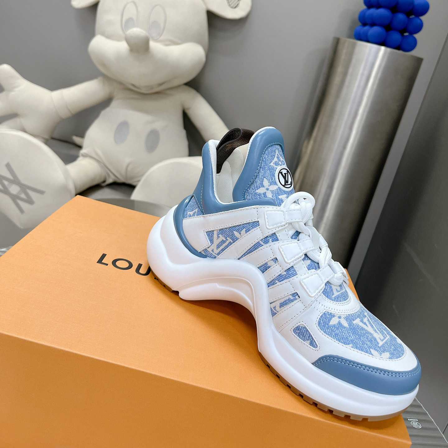 Louis Vuitton LV Archlight Sneaker     1AB30T - DopestKickz