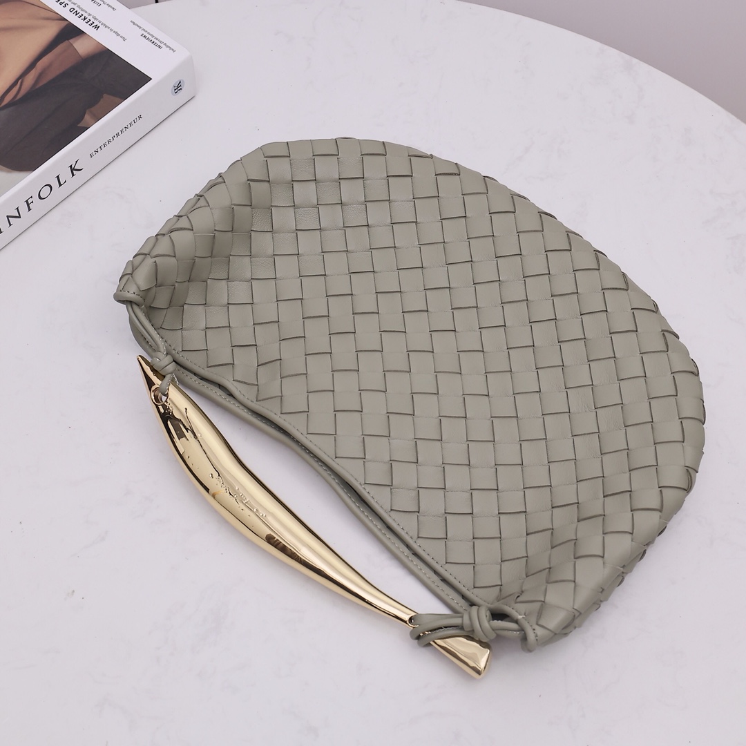 Bottega Veneta Sardine - DopestKickz