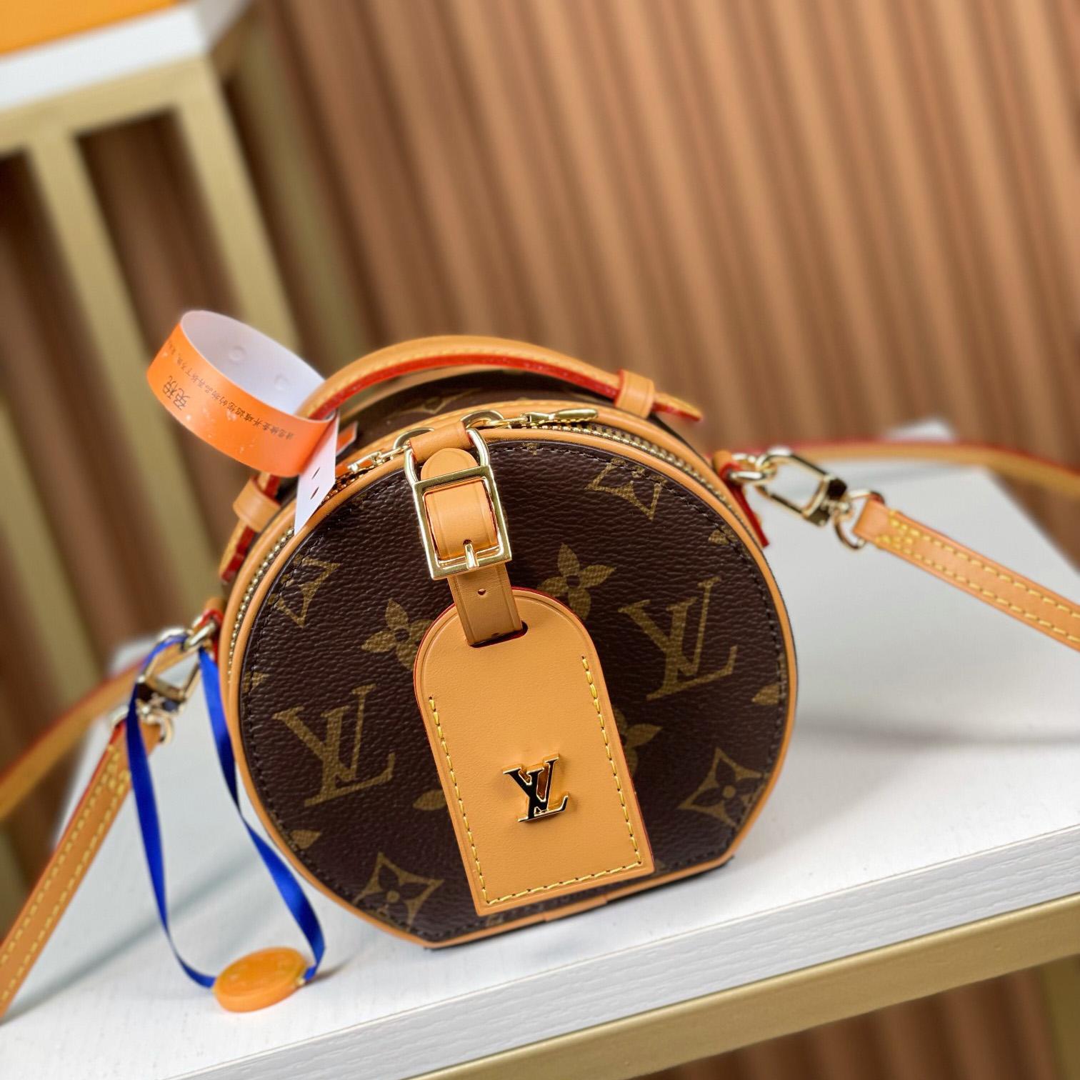 Louis Vuitton Mini Boite Chapeau      M44699 - DopestKickz